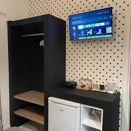 Guest house Jz Picasso 3*